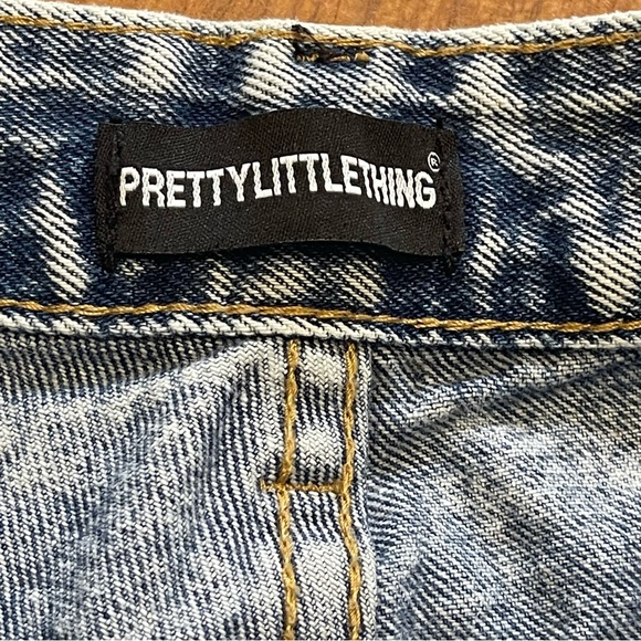 PrettyLittleThing High Waisted Jeans size 2 - Picture 4 of 9